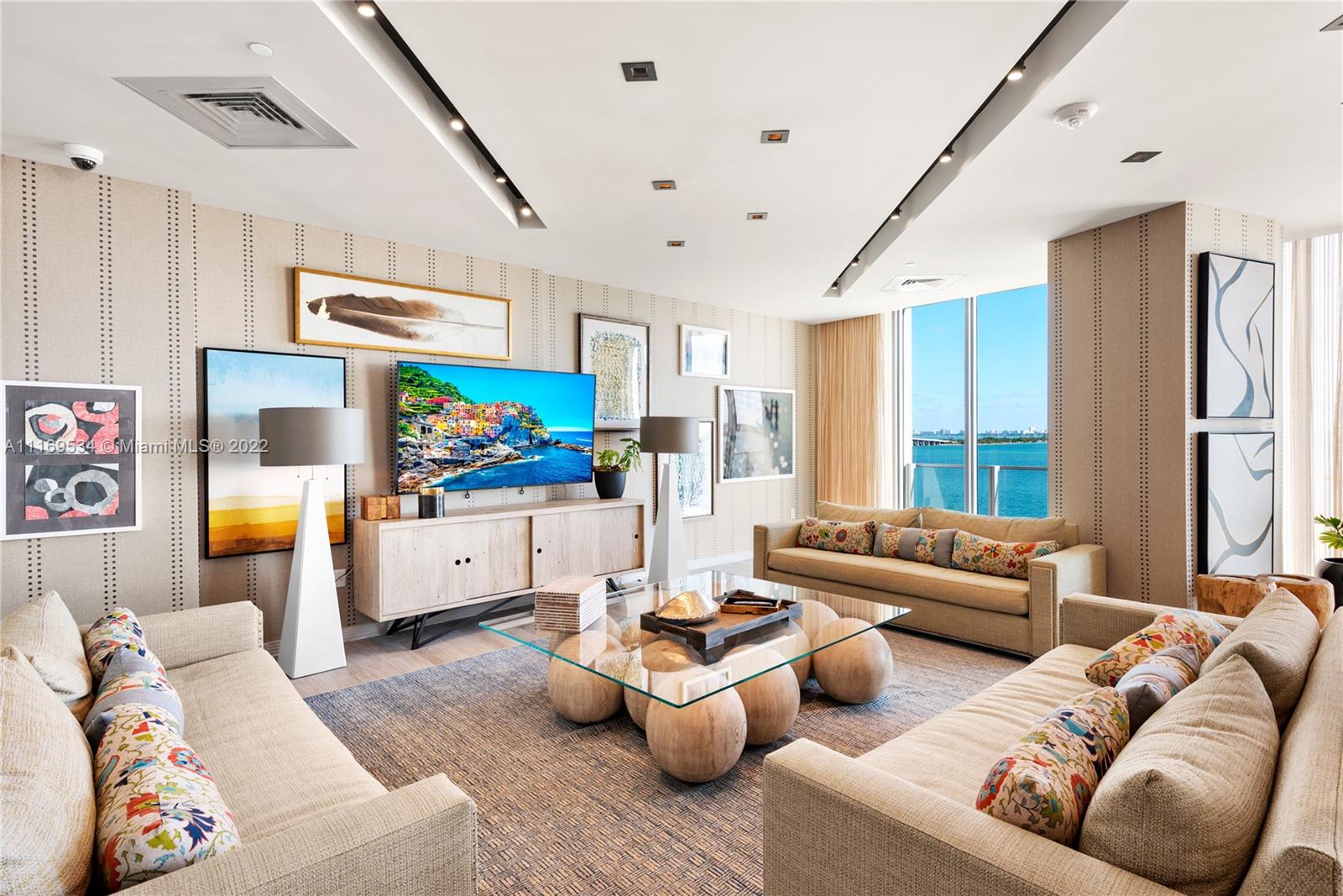 BISCAYNE BEACH CONDO - Residential