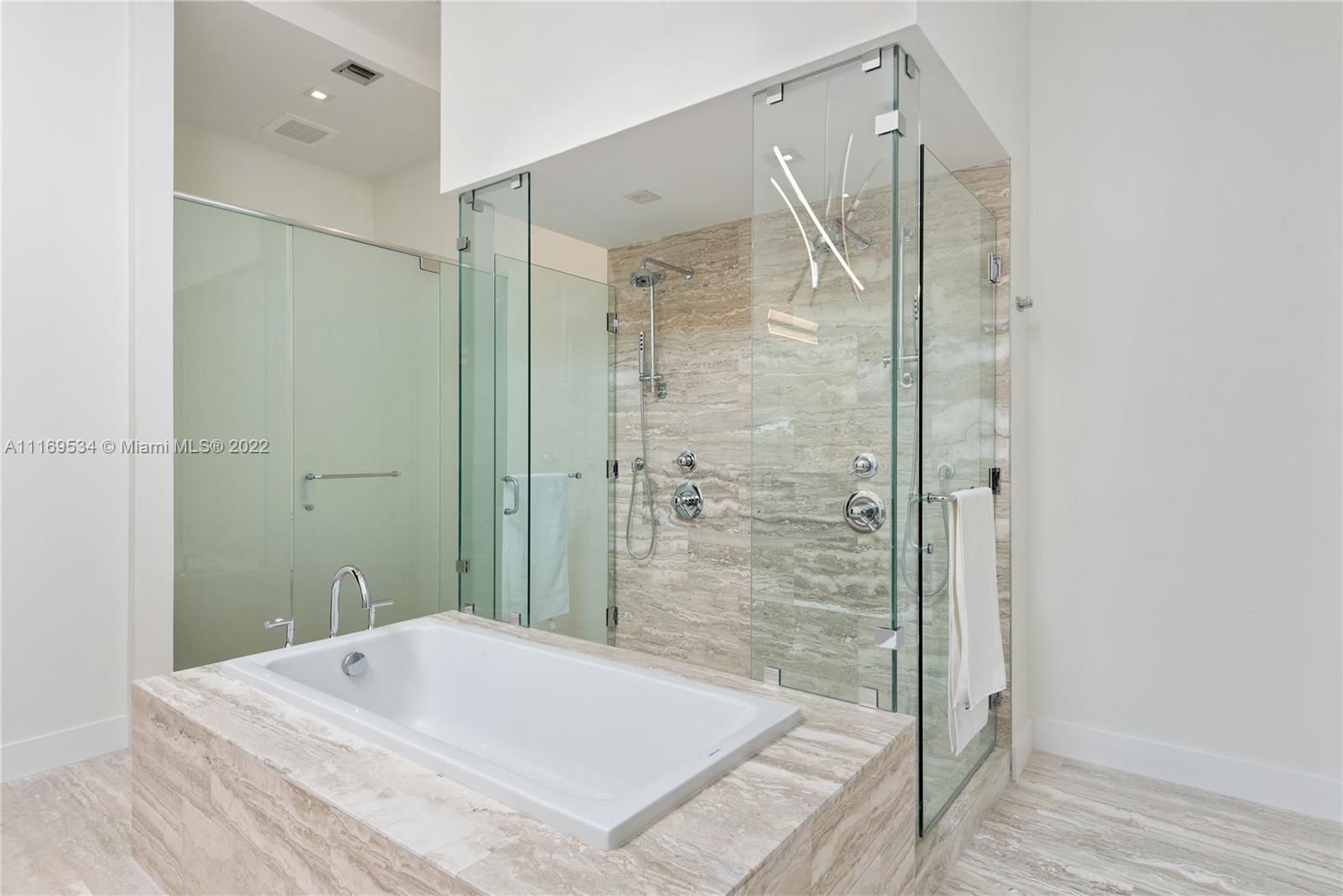 BISCAYNE BEACH CONDO - Residential