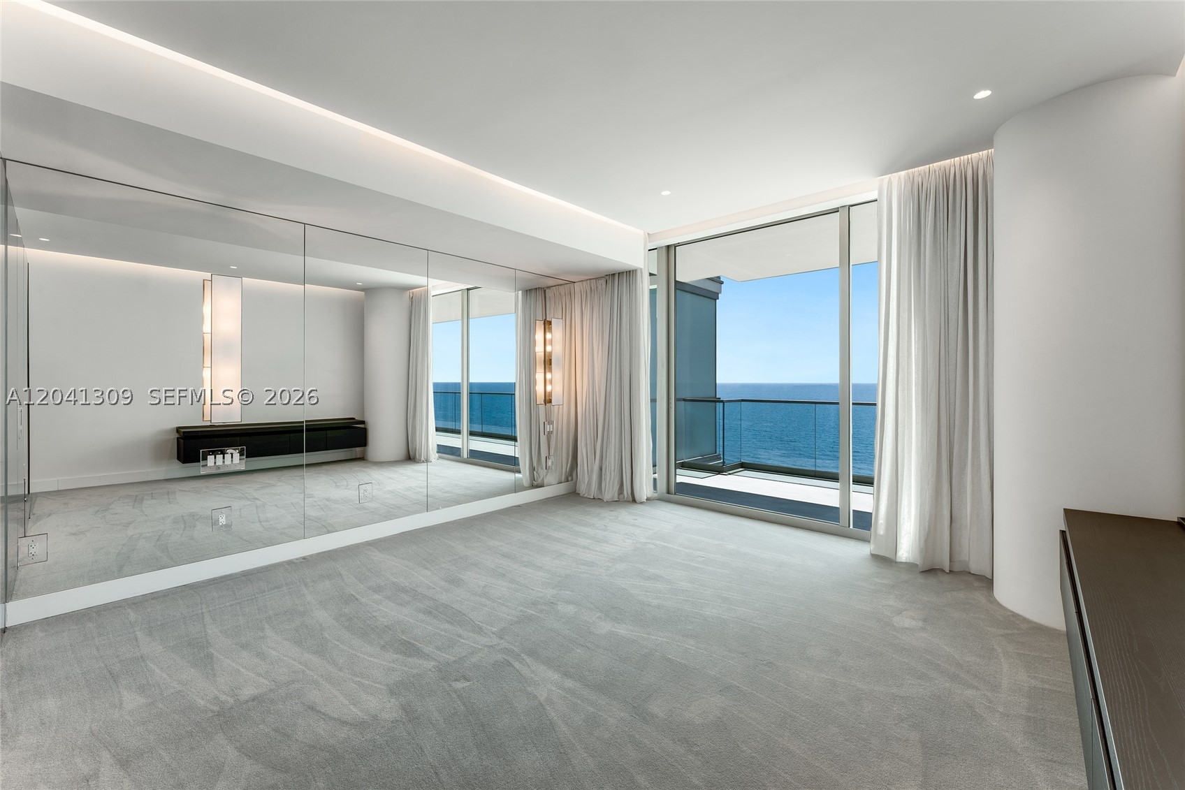 OCEANA BAL HARBOUR CONDO - Residential