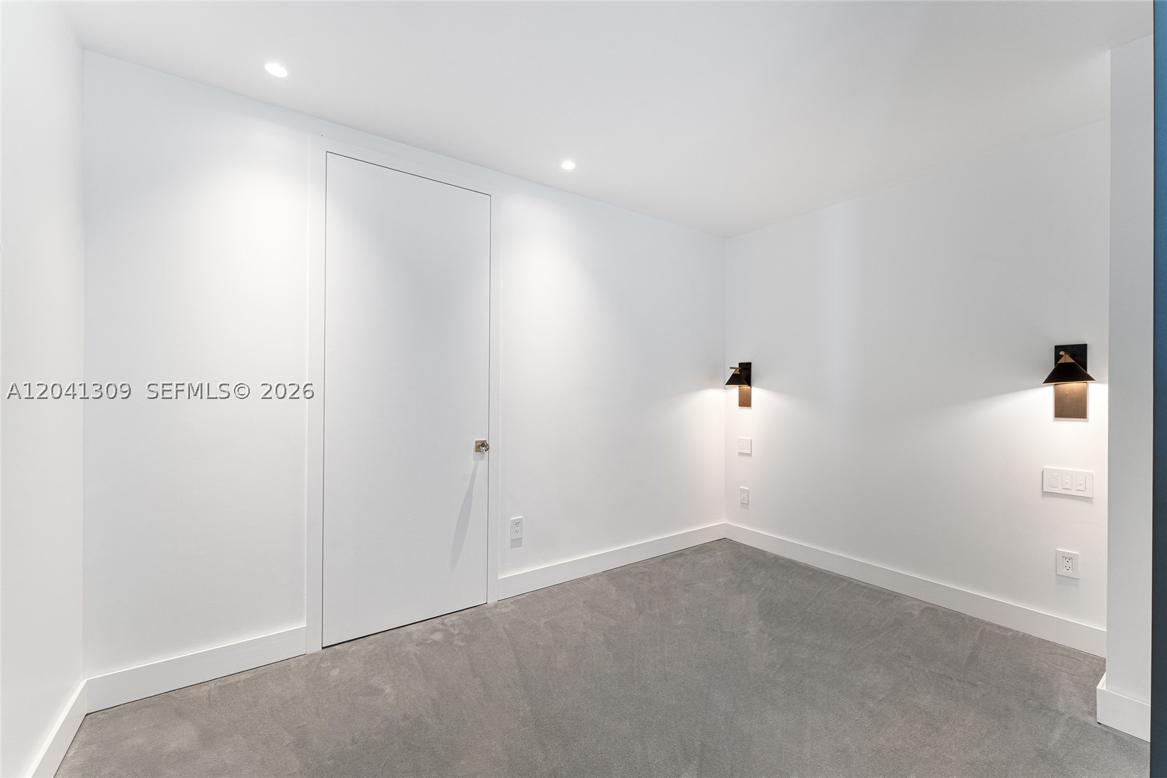 OCEANA BAL HARBOUR CONDO - Residential