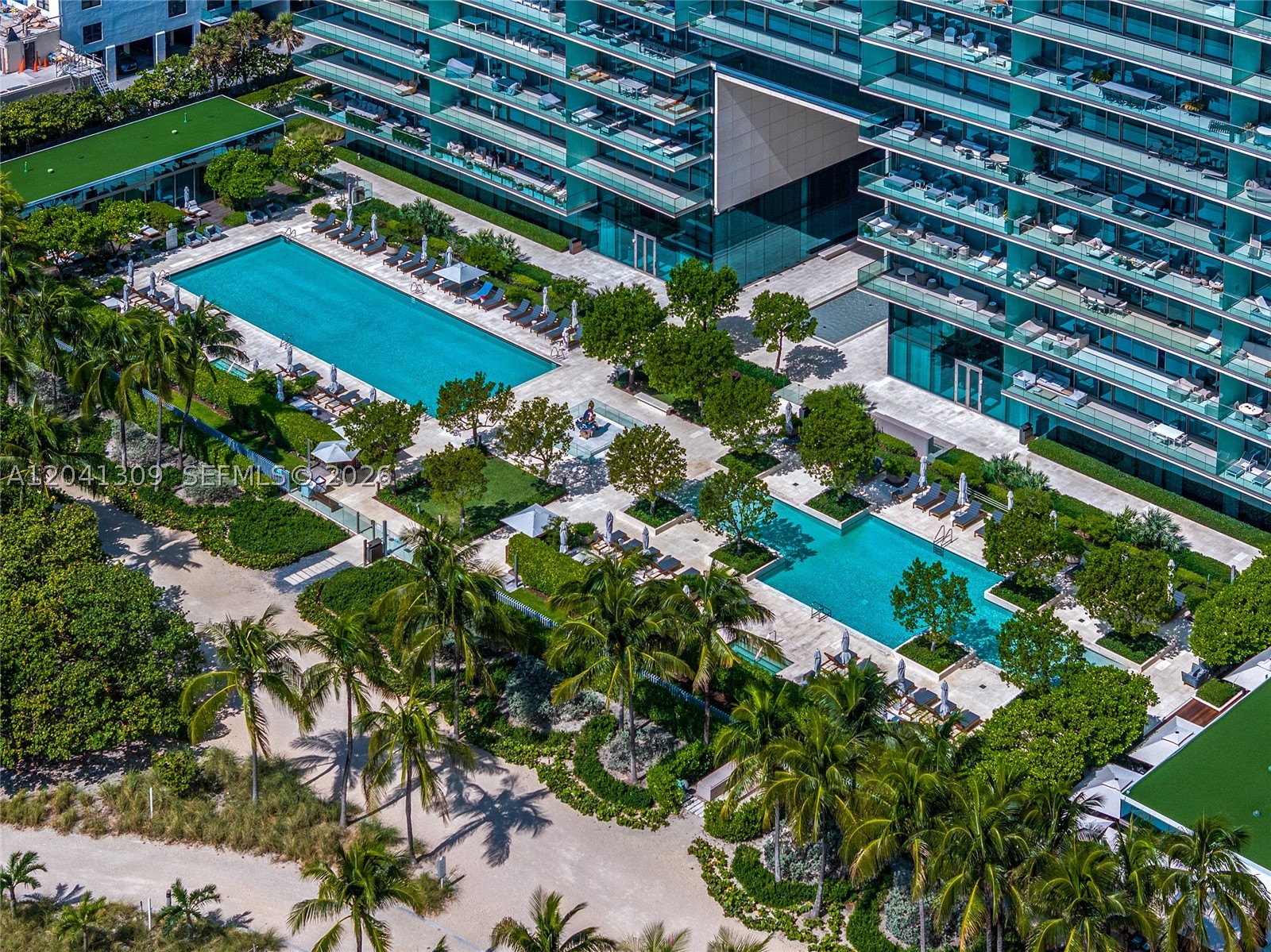 OCEANA BAL HARBOUR CONDO - Residential