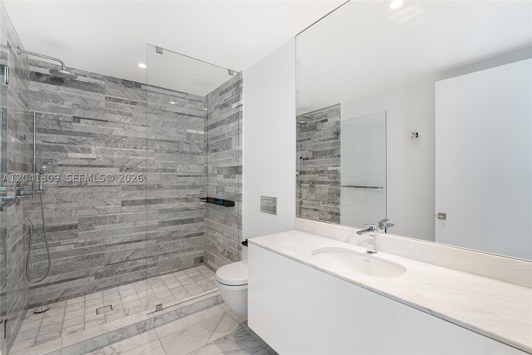 OCEANA BAL HARBOUR CONDO - Residential