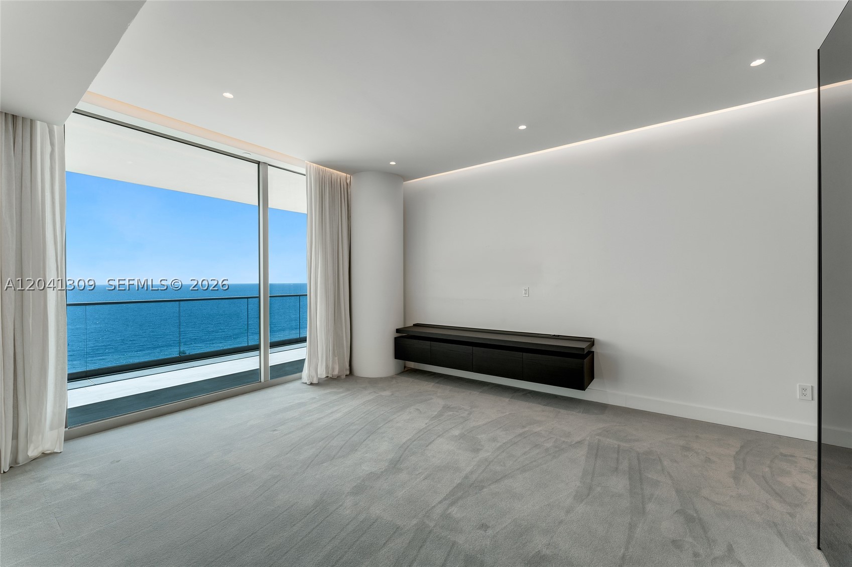 OCEANA BAL HARBOUR CONDO - Residential
