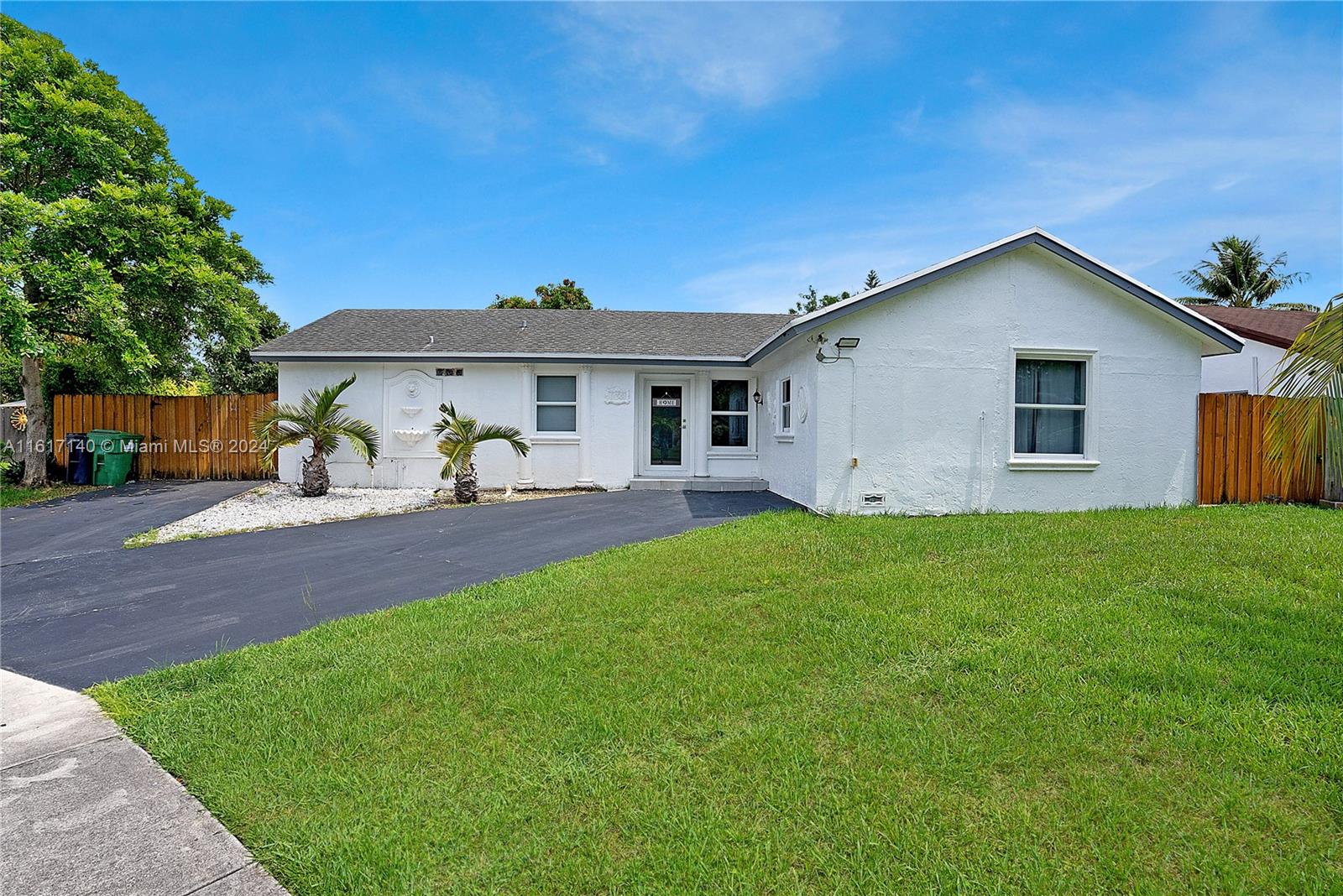 CORAL WOODS - Residential Lease