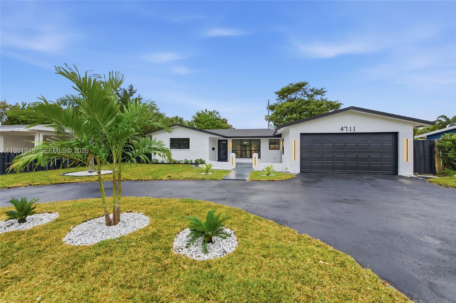 FLORANADA RIDGE SEC - Residential