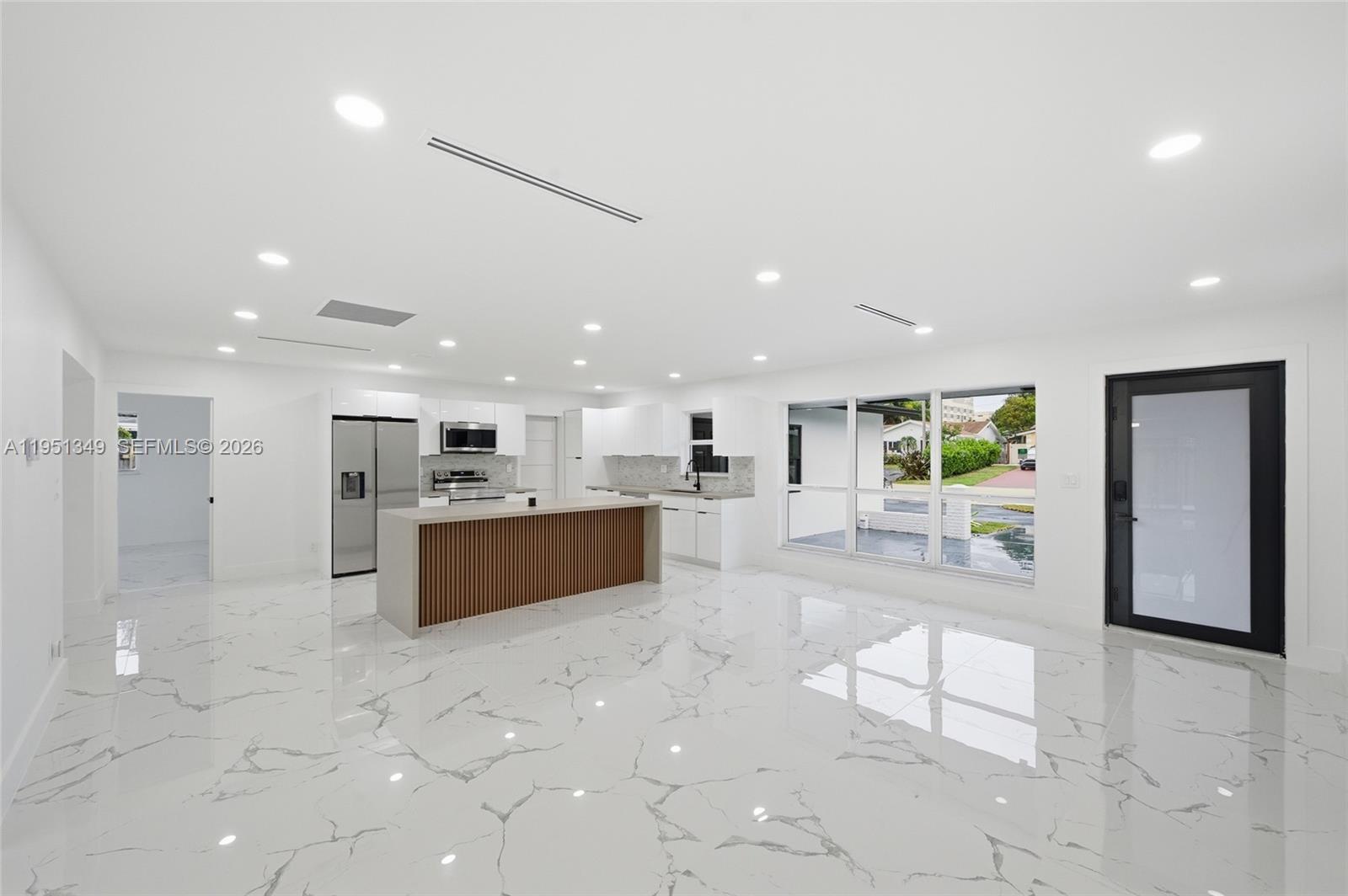 FLORANADA RIDGE SEC - Residential