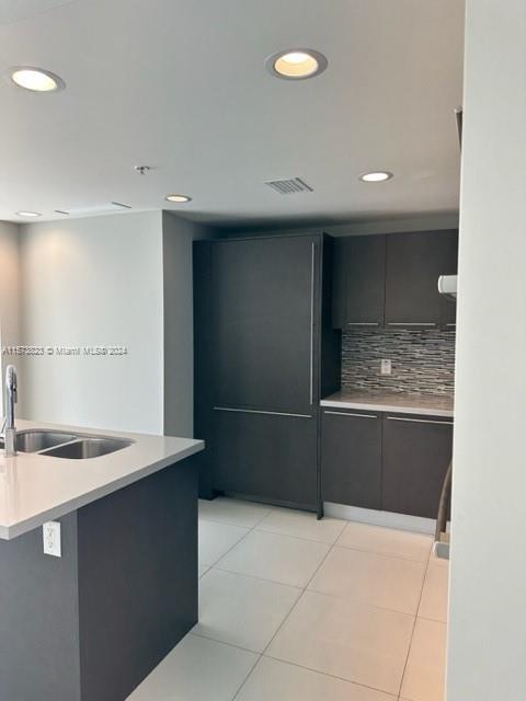GRAND BAY COMMONS SOUTH - Residential Lease