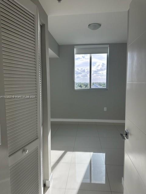 GRAND BAY COMMONS SOUTH - Residential Lease
