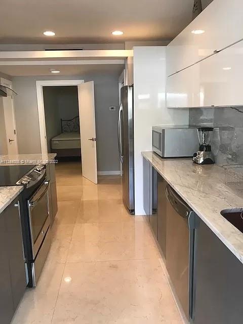 BAL HARBOUR RES SEC - Residential Lease