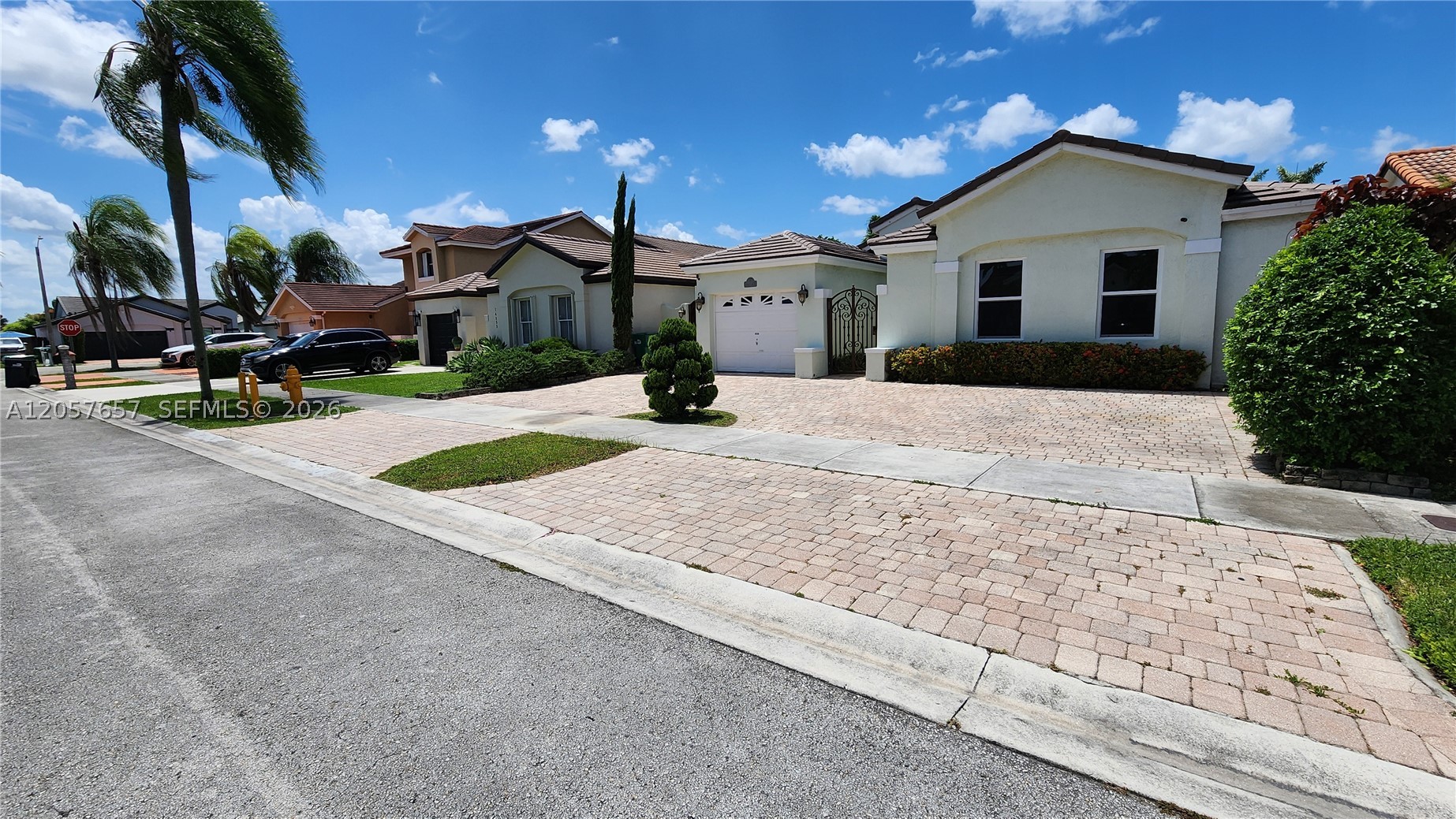 SHOMA HOMES AT KENDALL - Residential