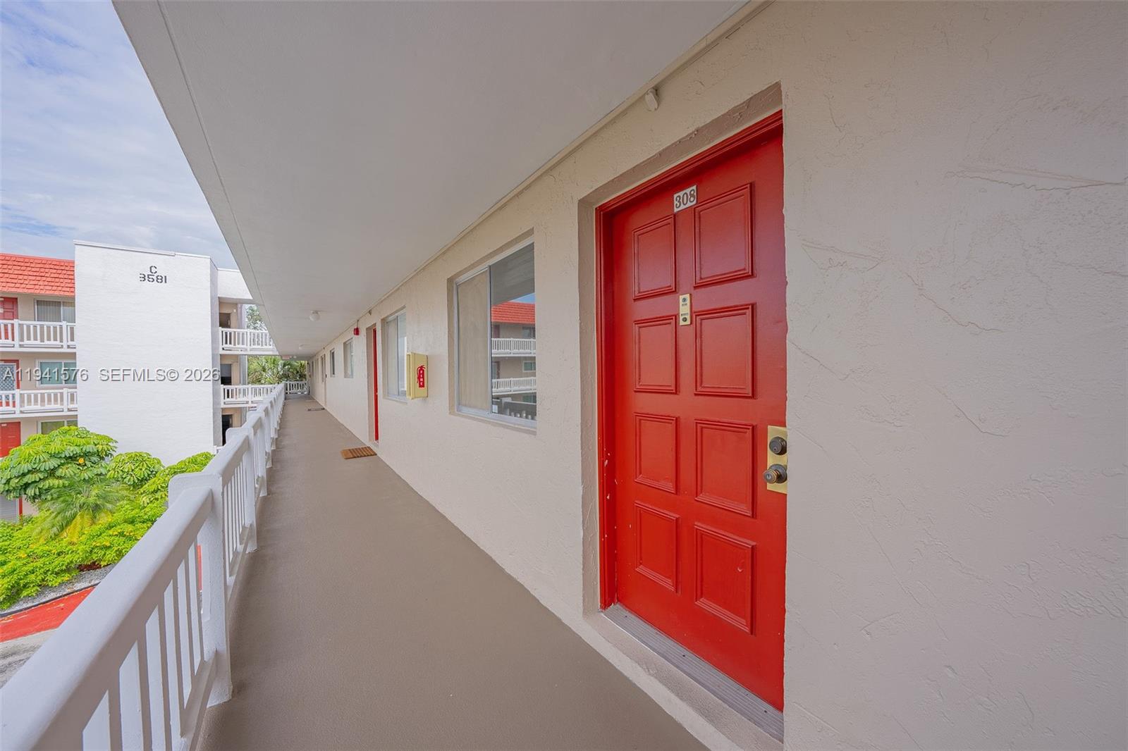 LAS VISTAS C IN INVERRARY - Residential