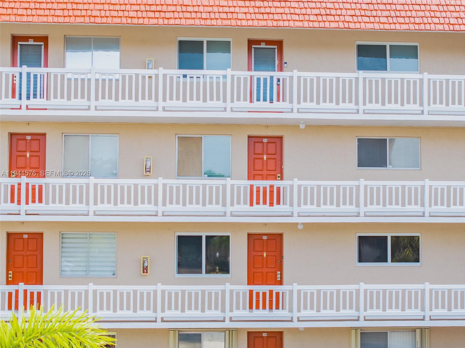 LAS VISTAS C IN INVERRARY - Residential