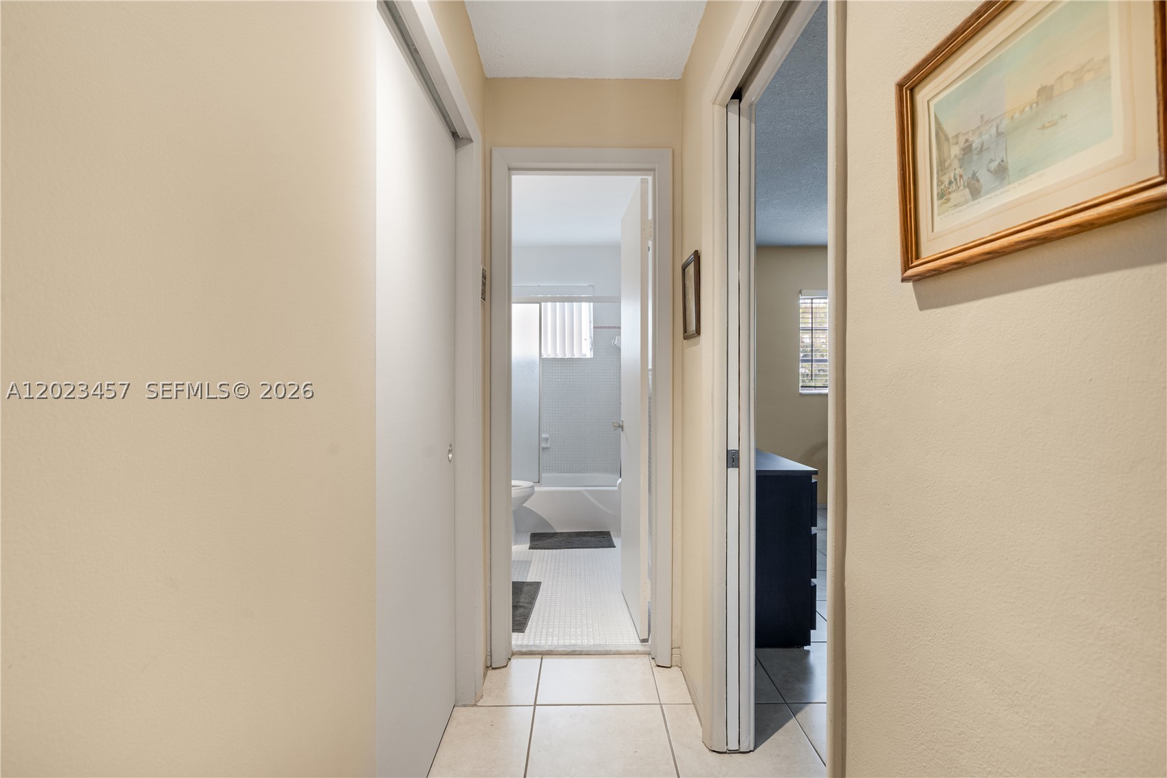ELDORADO COUNTRY CLUB APT - Residential