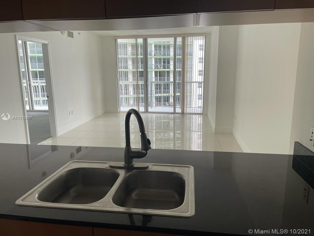 OPERA TOWER - Residential Lease
