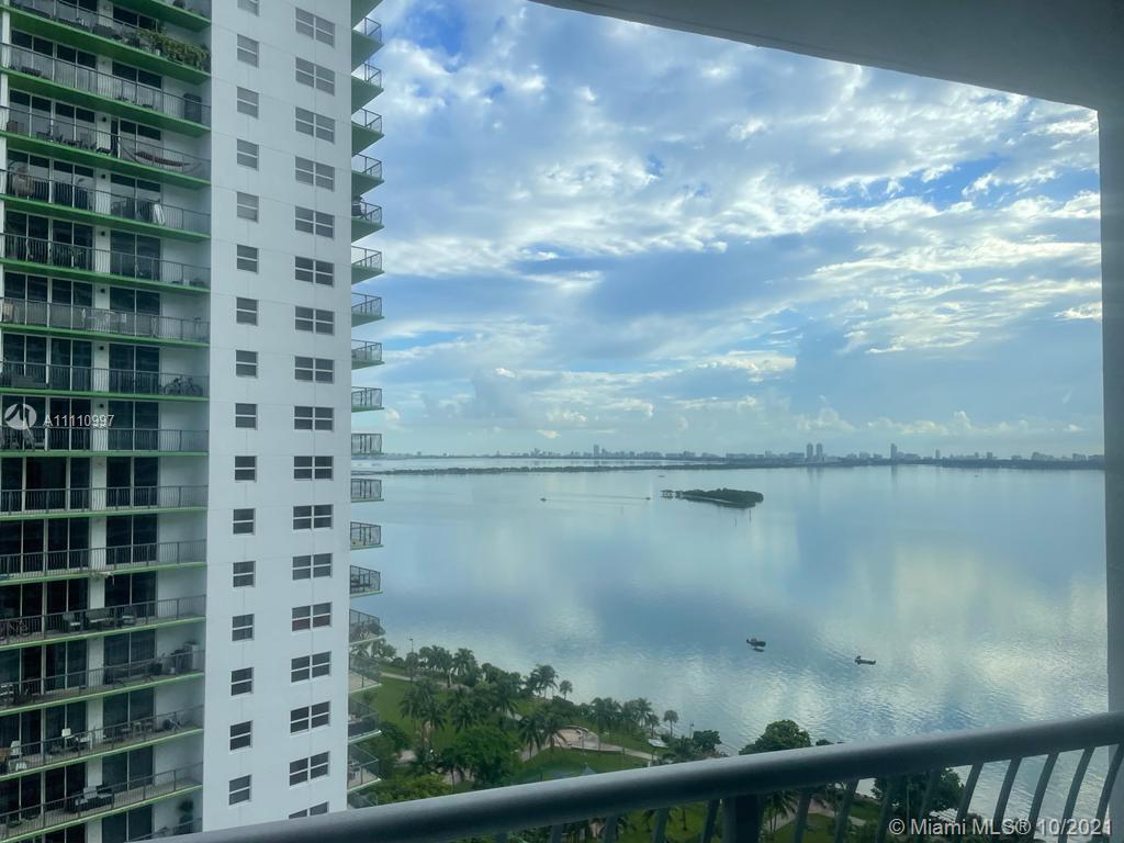 OPERA TOWER - Residential Lease
