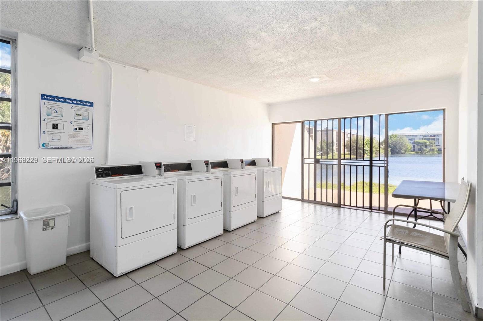 PINESIDE CONDO NO 1 - Residential
