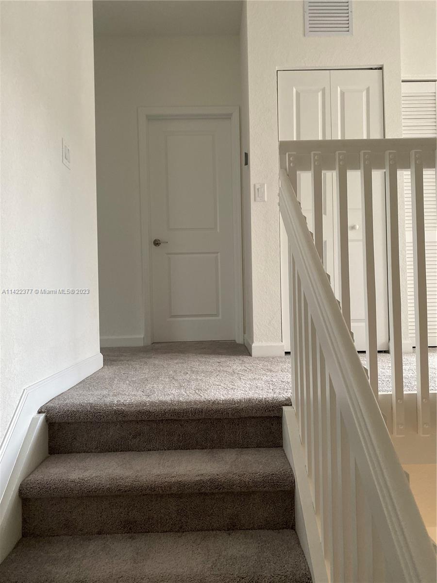 VIA VENTURA NEIGHBORHOOD - Residential Lease