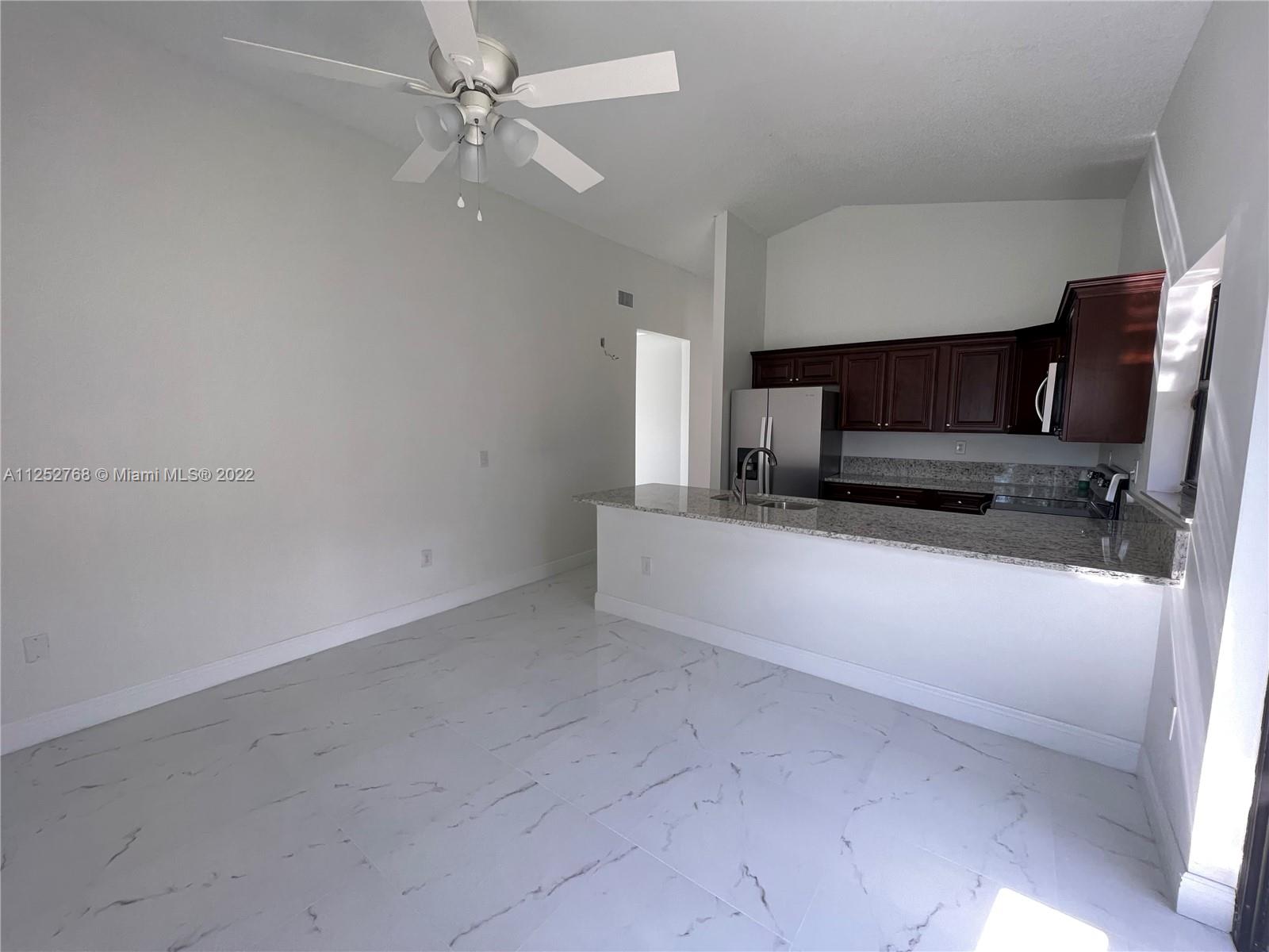 WATERFORD - Residential Lease