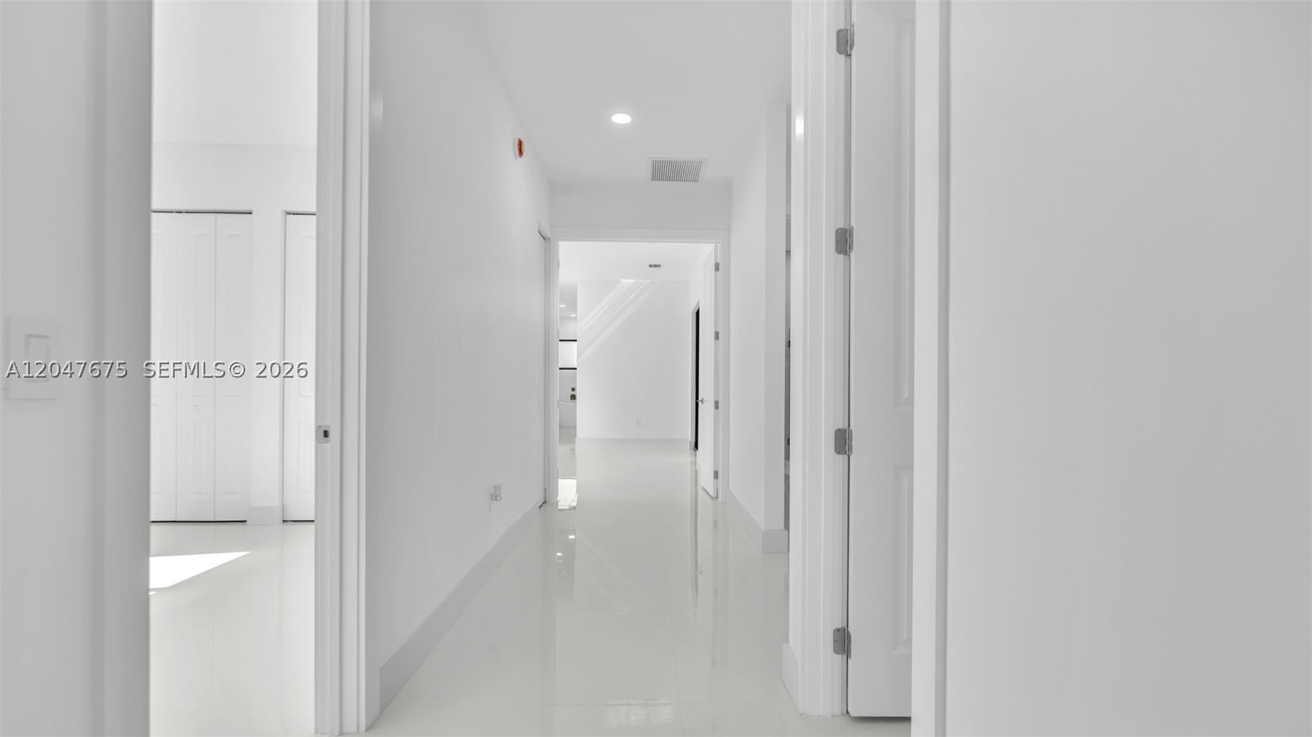 GRIFFING SILVER PALM - Residential
