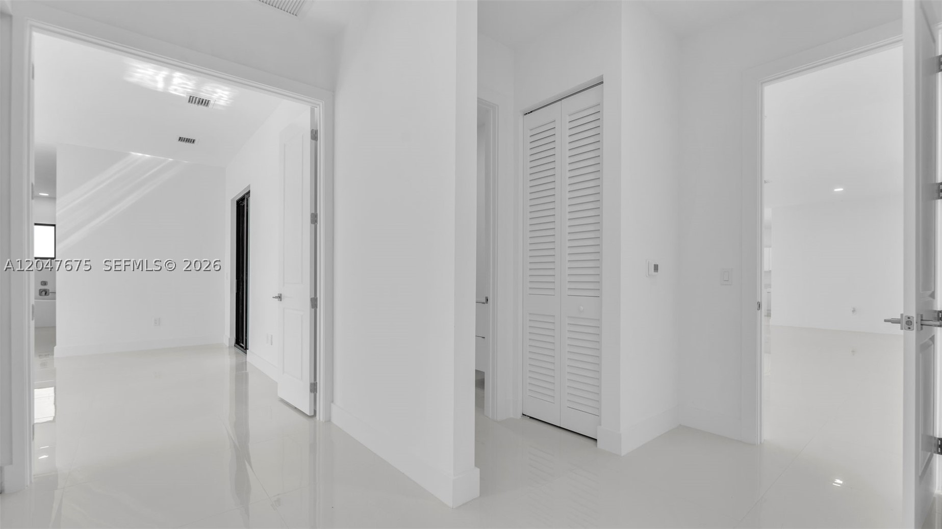 GRIFFING SILVER PALM - Residential