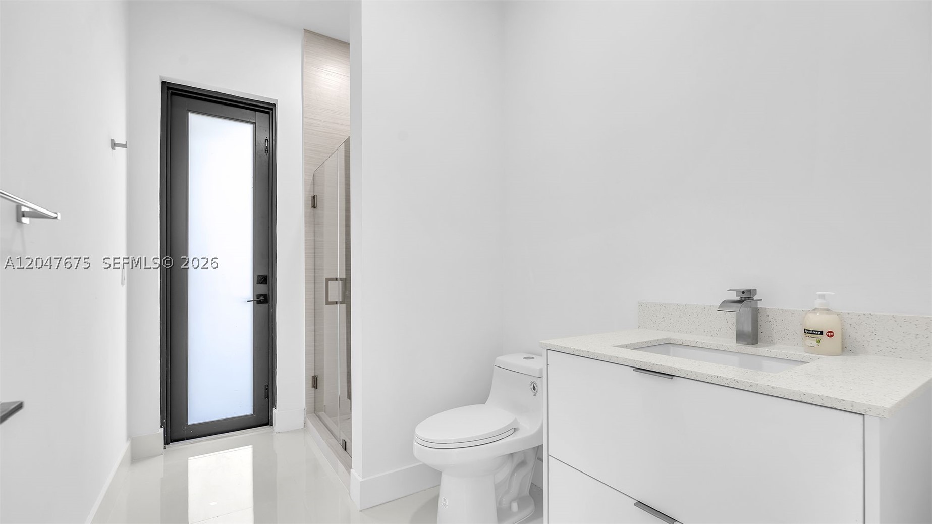 GRIFFING SILVER PALM - Residential