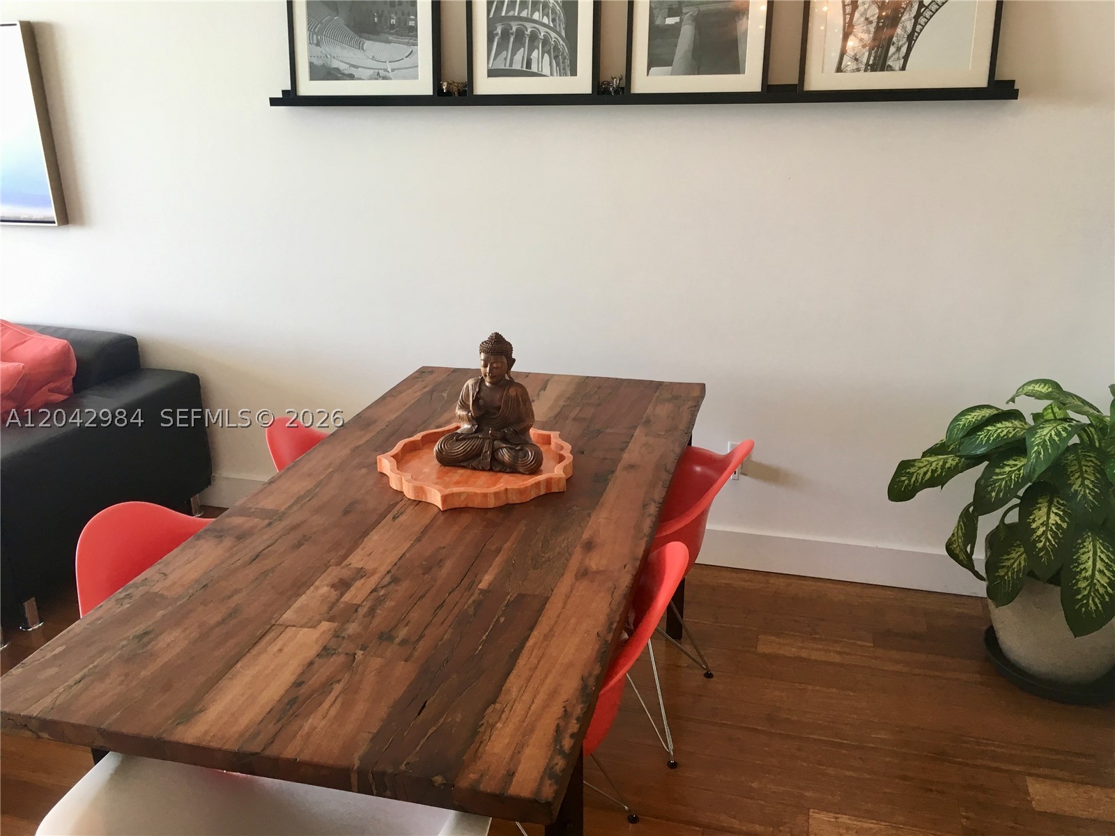 NEW WAVE CONDO - Residential