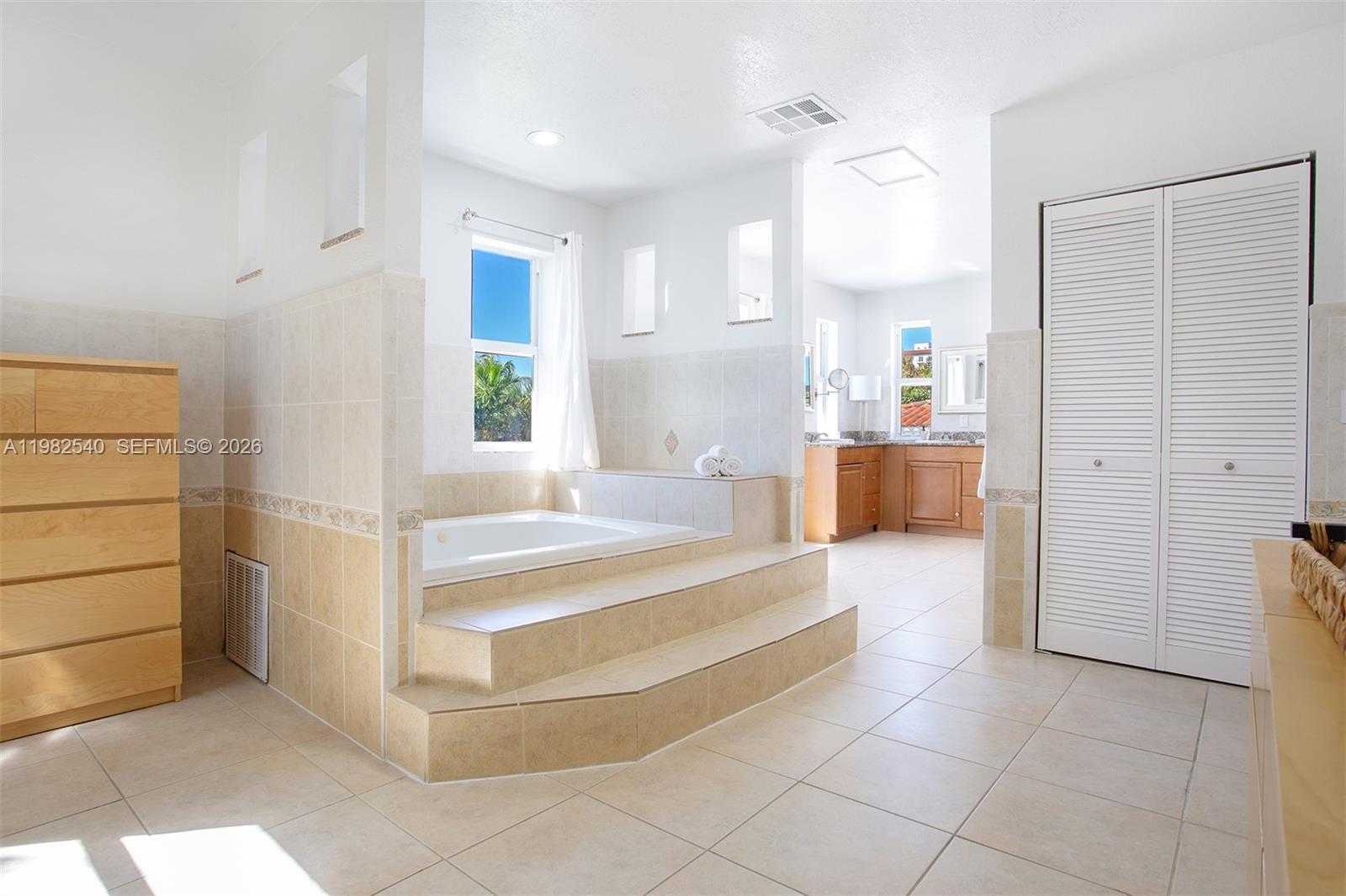 BRICKELL HAMMOCK UN 1 - Residential