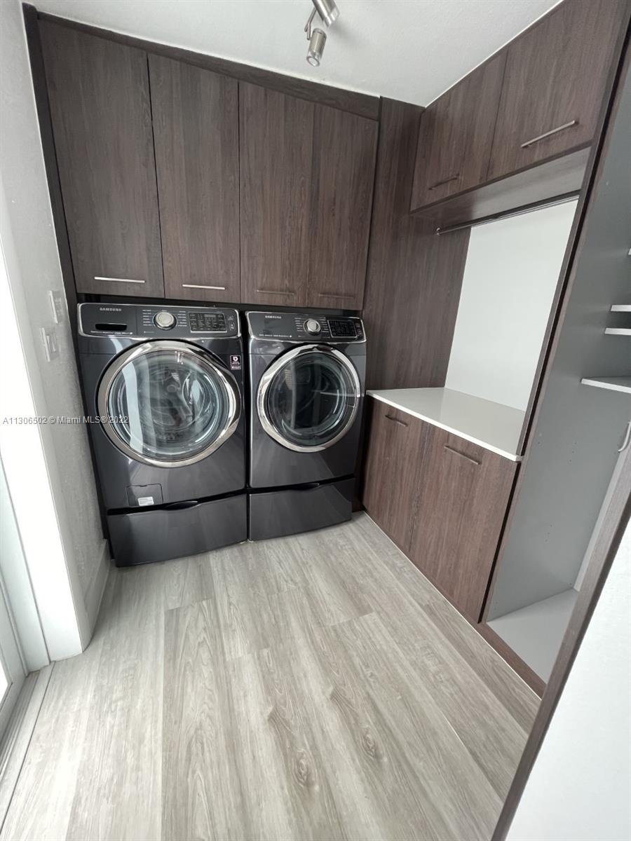 PALM SPRINGS NORTH - Residential Lease