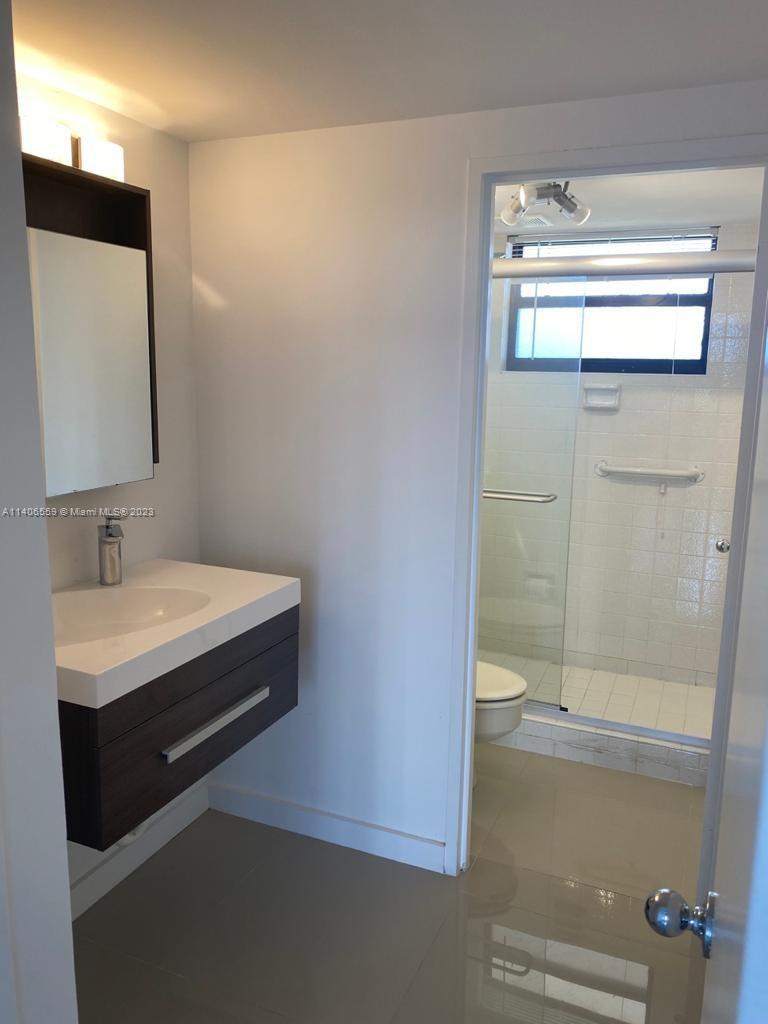 OLYMPUS CONDO PHASE - Residential Lease