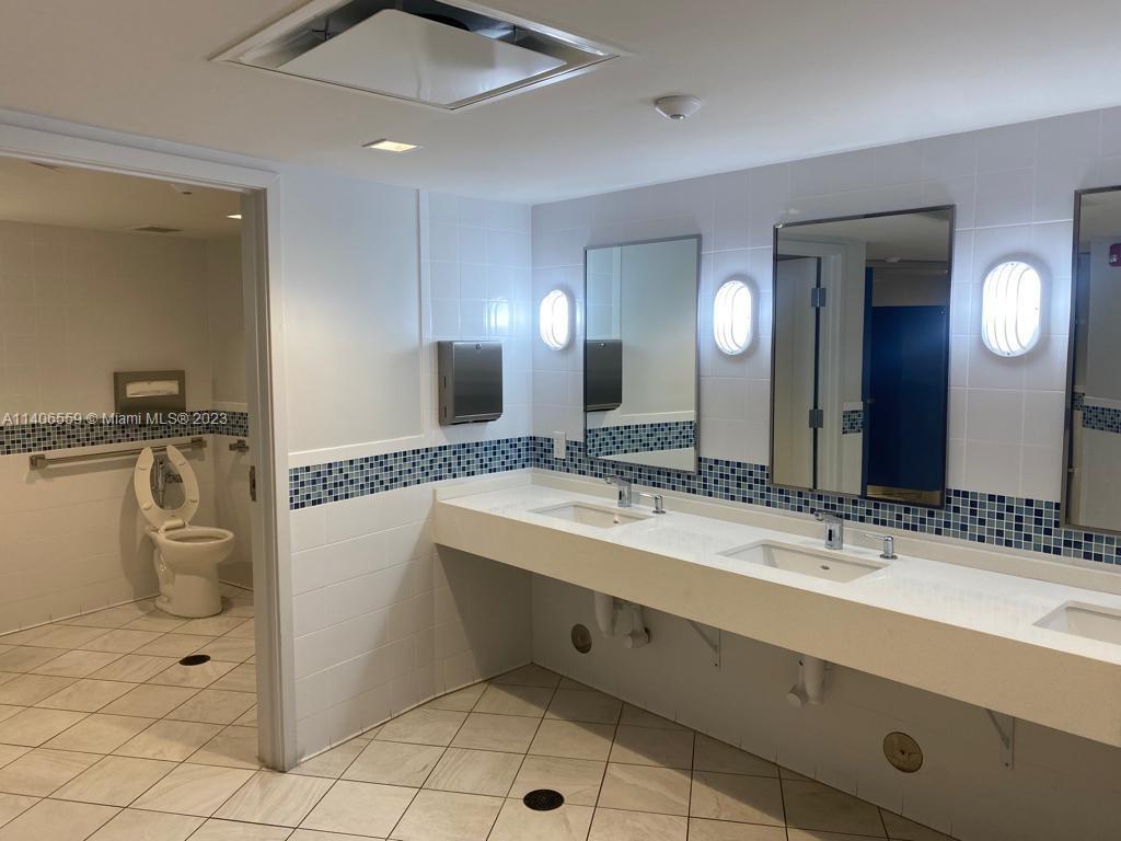OLYMPUS CONDO PHASE - Residential Lease