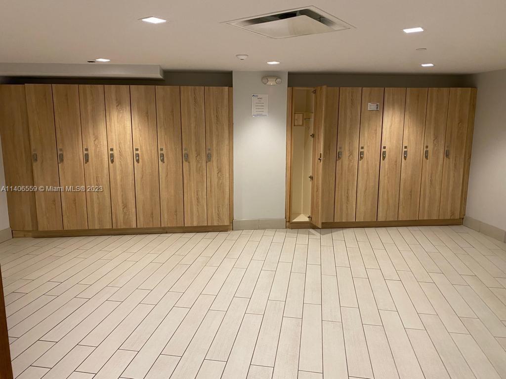 OLYMPUS CONDO PHASE - Residential Lease