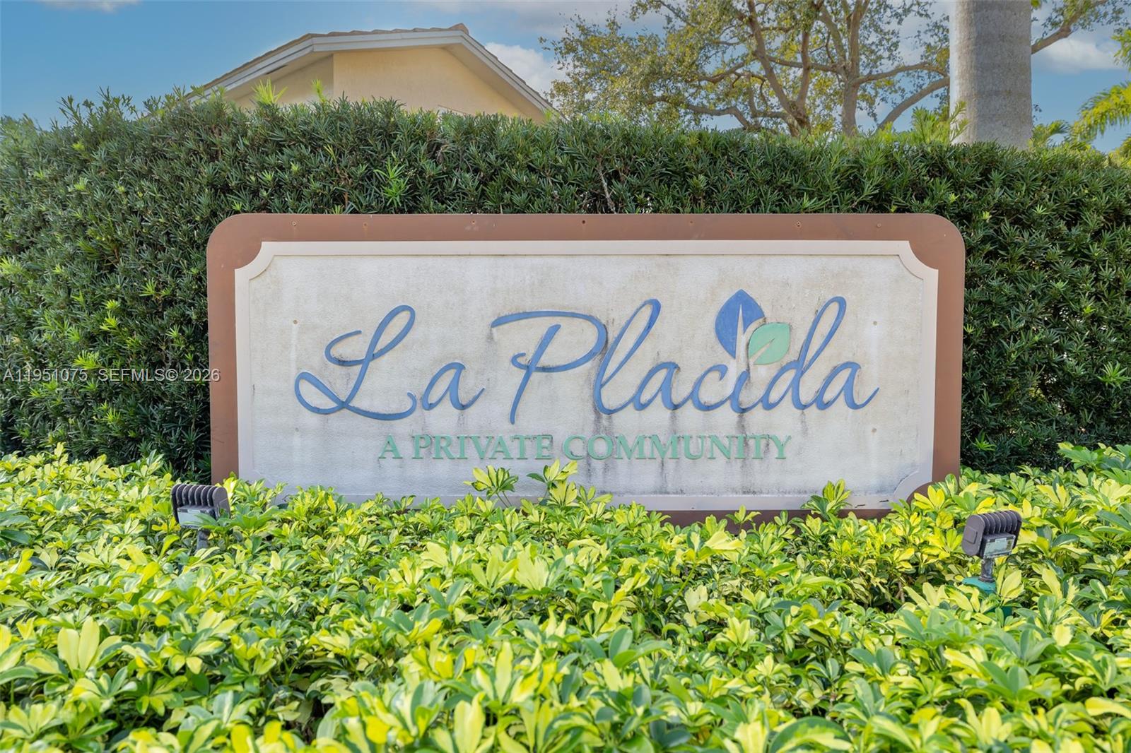LA PLACIDA SECTION 1 COND - Residential
