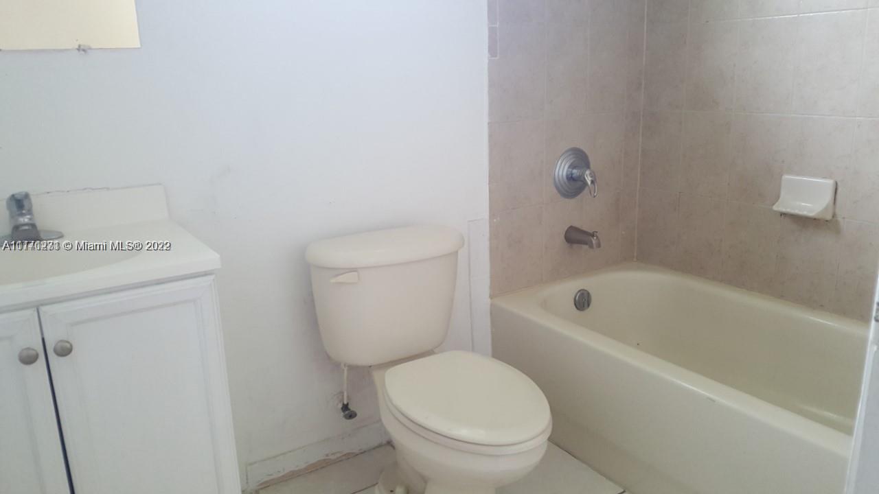 CEDAR WEST HOMES SECOND A - Residential