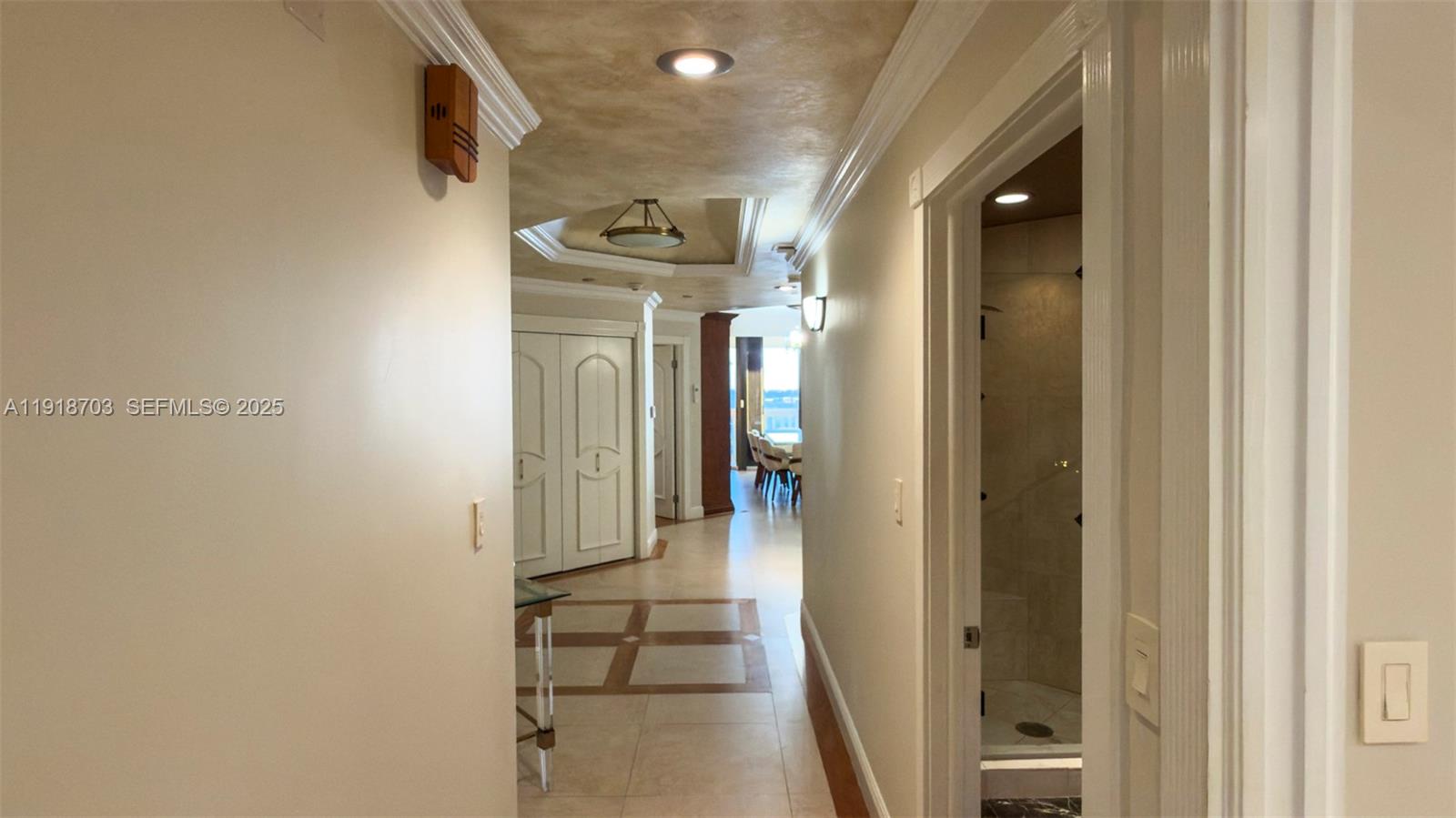 2000 ISL BLVD WILLIAMS IS - Residential