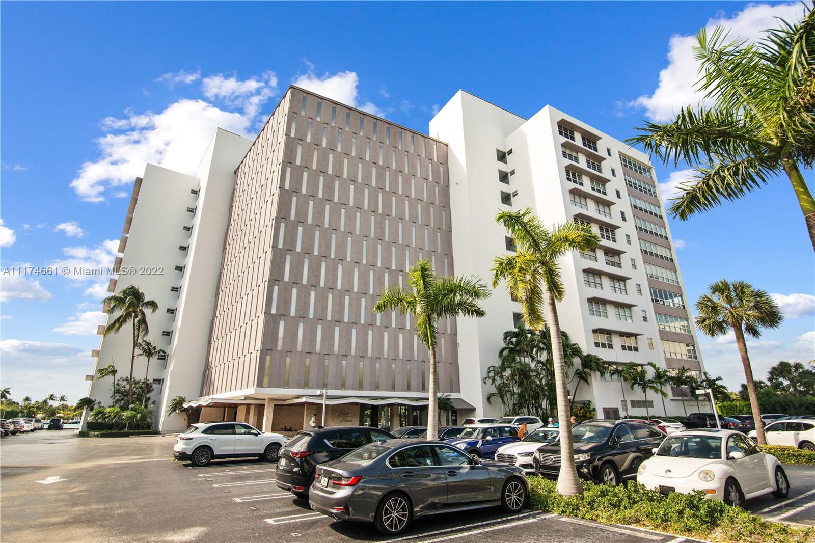 BLAIR HOUSE CONDO - WEST - Residential