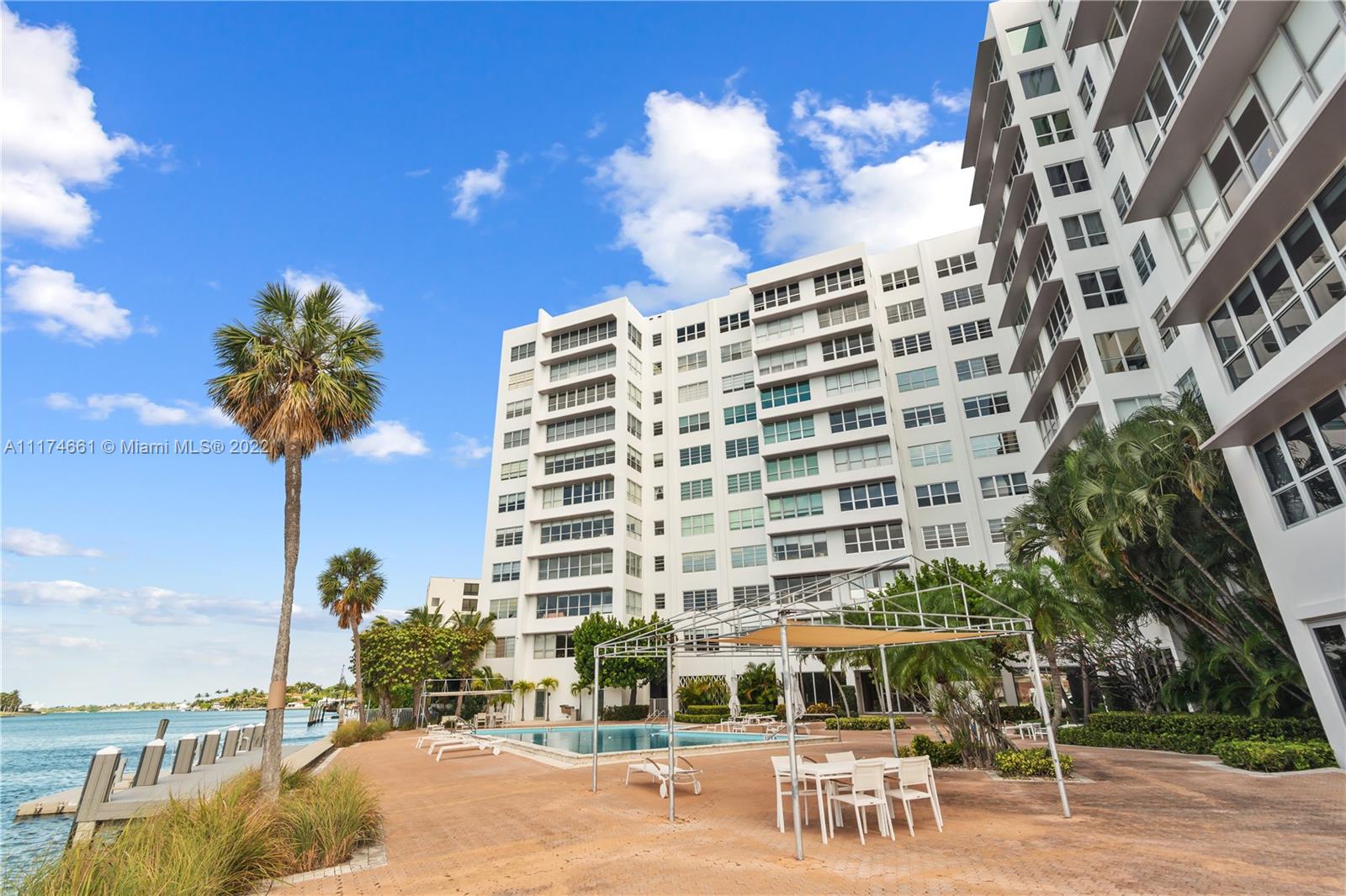 BLAIR HOUSE CONDO - WEST - Residential