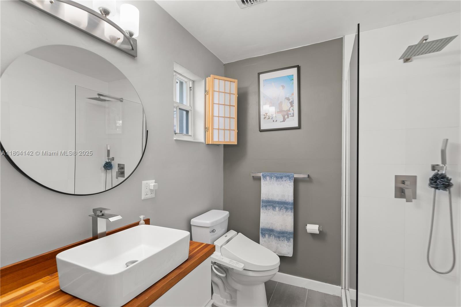 GREYKNOLL ESTATES - Residential