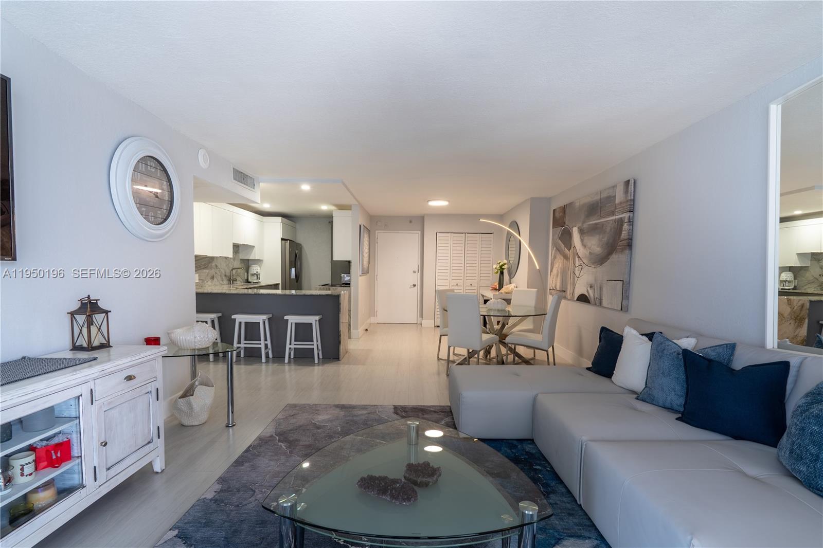 ARLEN BEACH CONDO - Residential