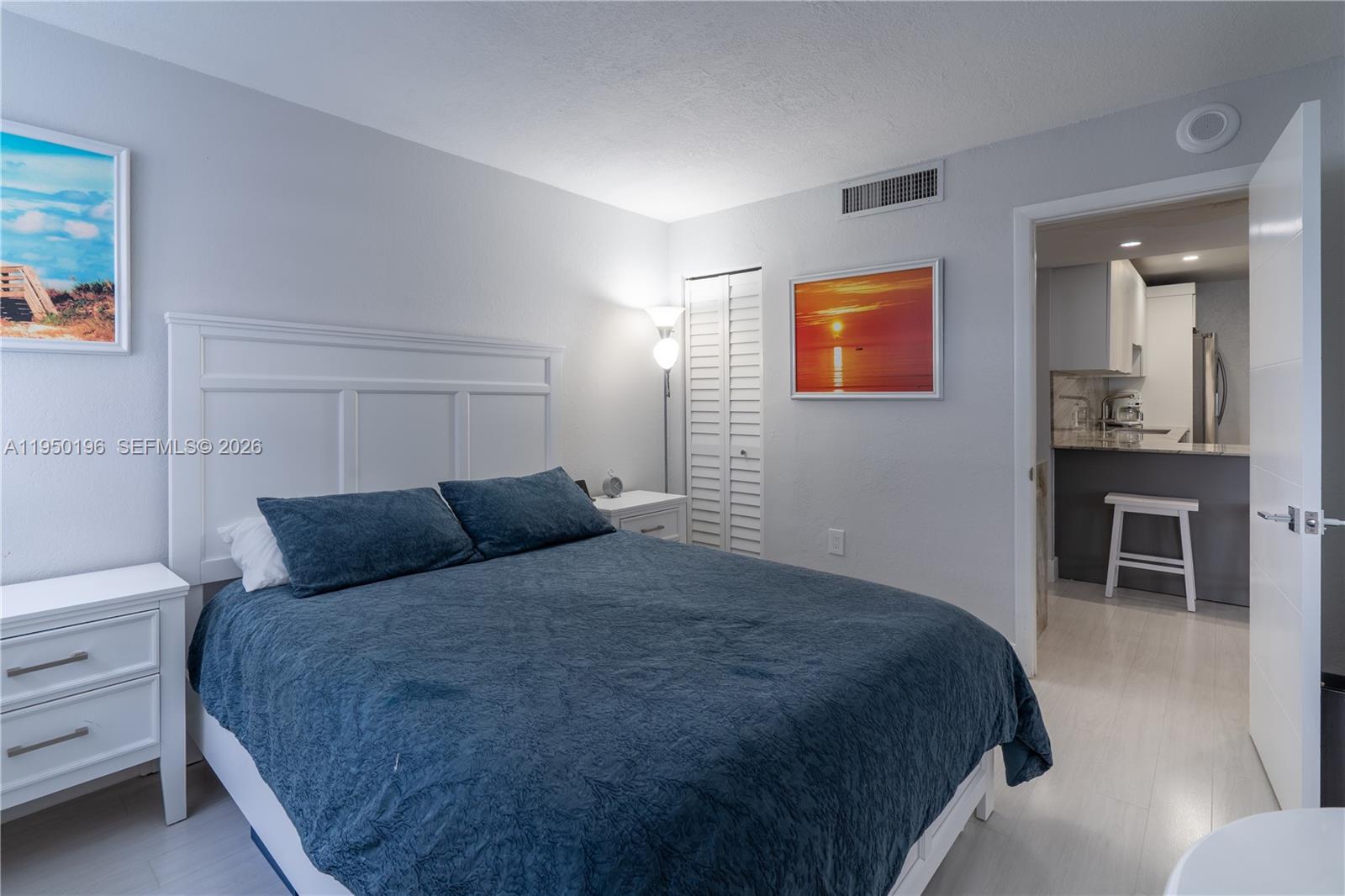 ARLEN BEACH CONDO - Residential