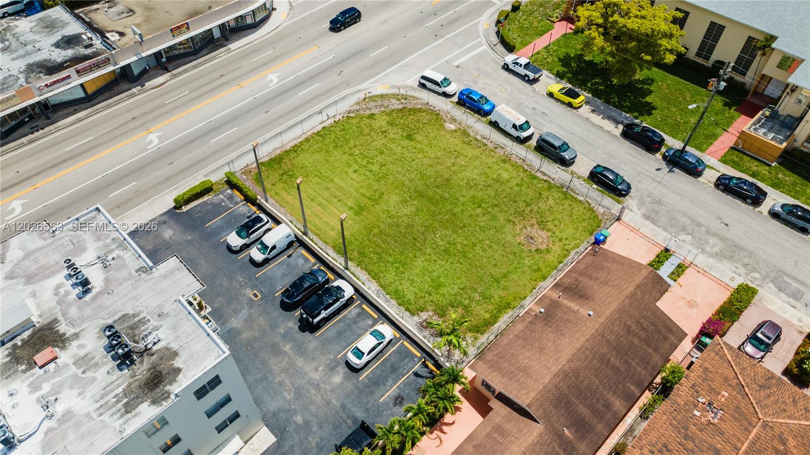 W FLAGLER PK - Commercial Sale