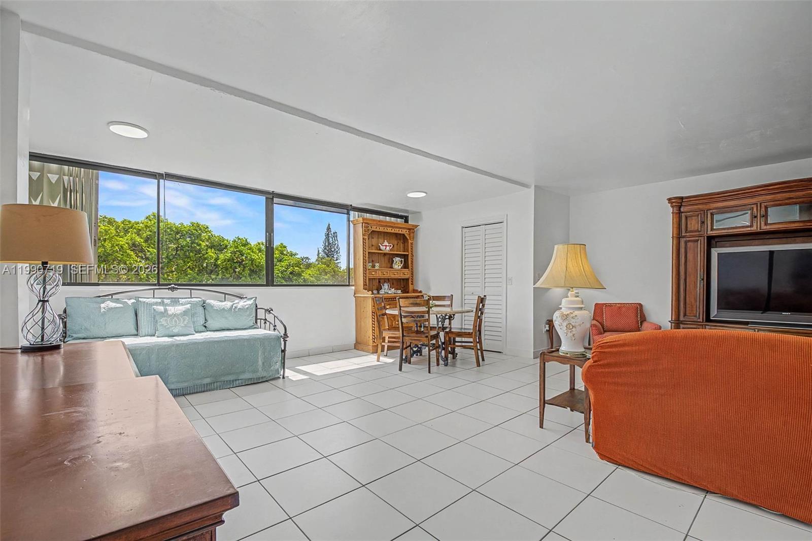 CORAL WAY TOWERS CONDO - Residential Lease