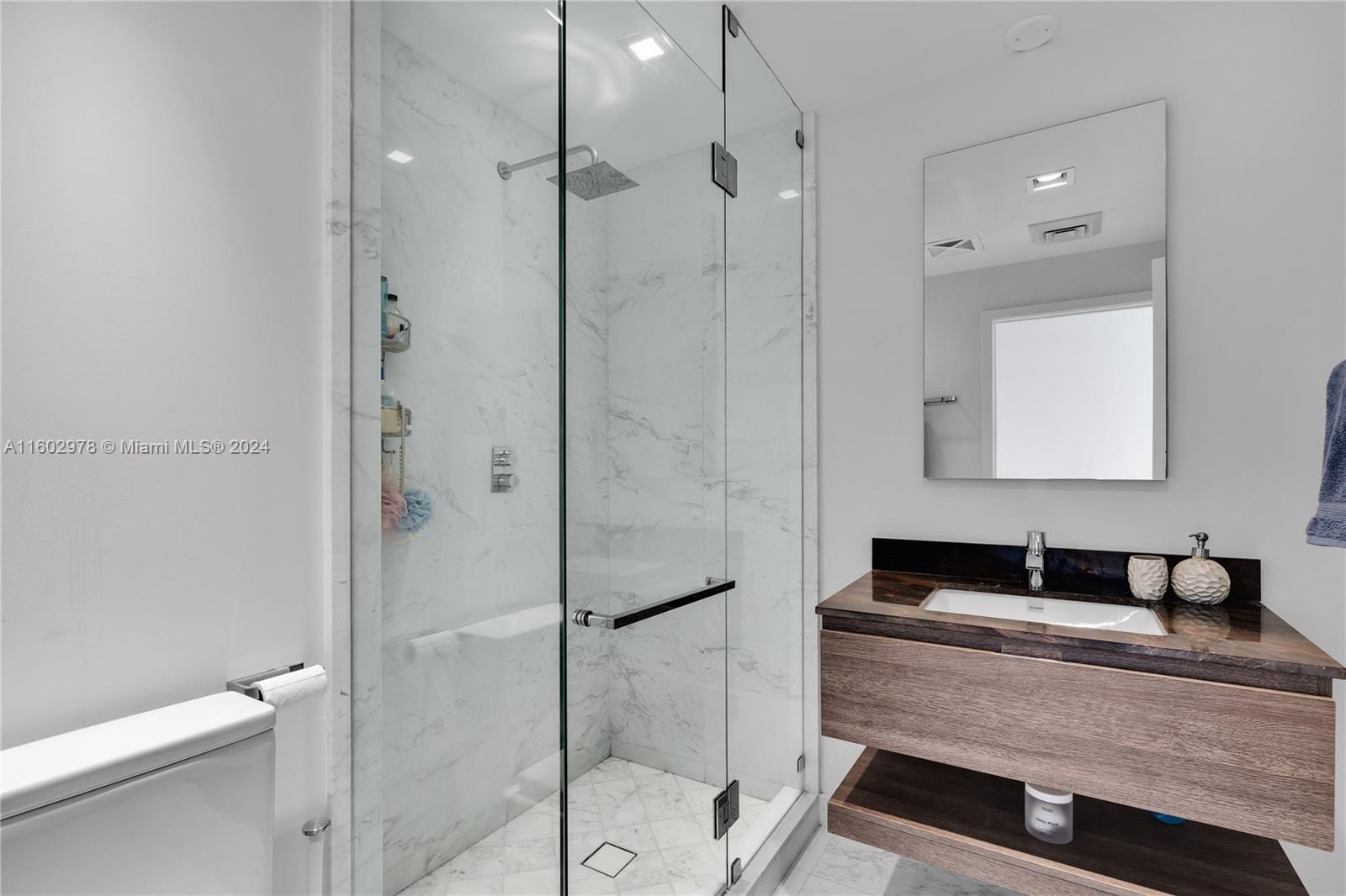 OCEANA KEY BISCAYNE CONDO - Residential