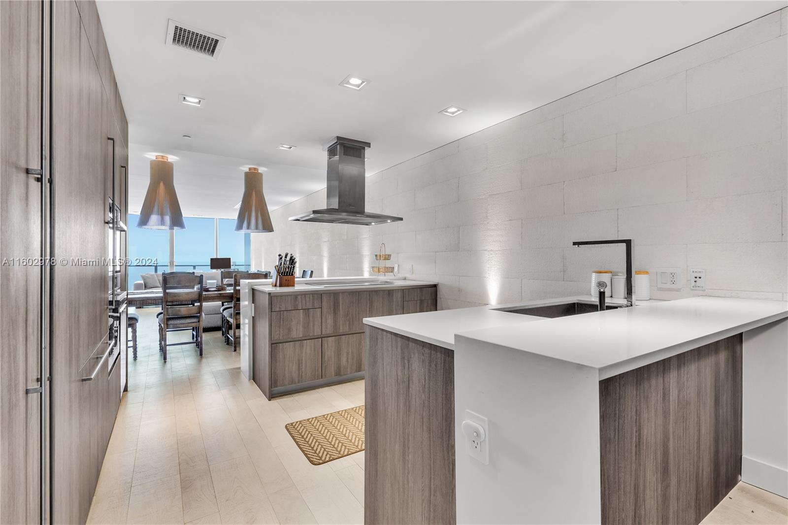 OCEANA KEY BISCAYNE CONDO - Residential