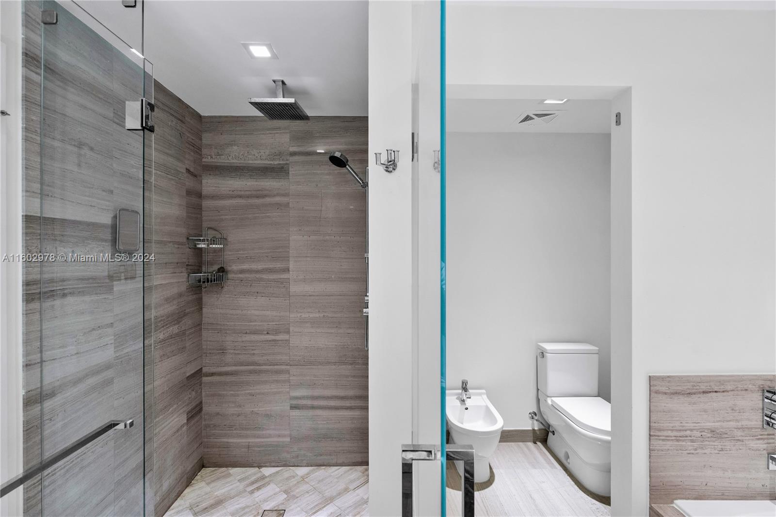 OCEANA KEY BISCAYNE CONDO - Residential