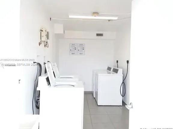 ISLAND SHORES CONDO - Residential Lease