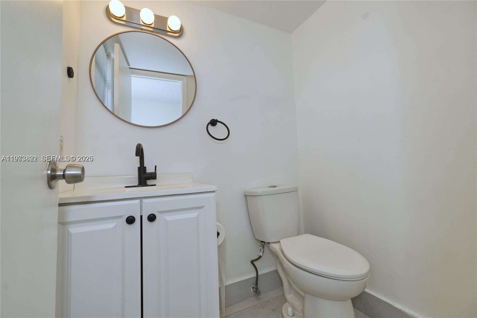 ISLAND SHORES CONDO - Residential Lease