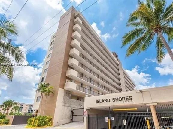ISLAND SHORES CONDO - Residential Lease