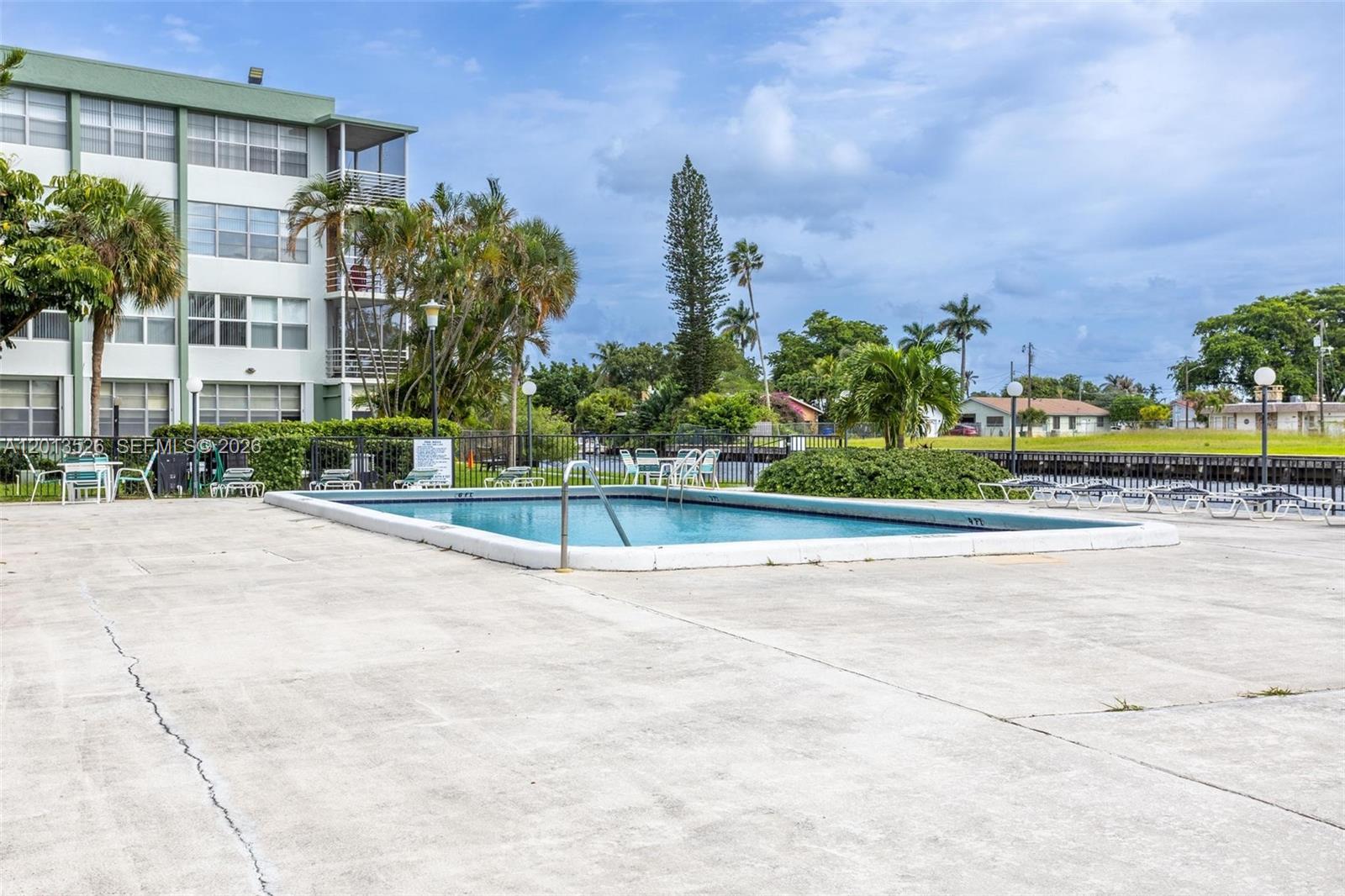 WATERGATE CONDOMINIUM NO - Residential