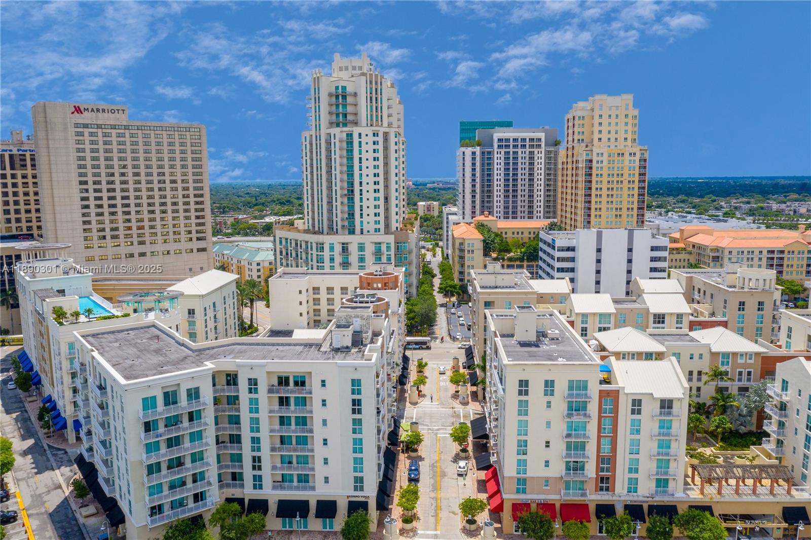 TOSCANO CONDO - Residential