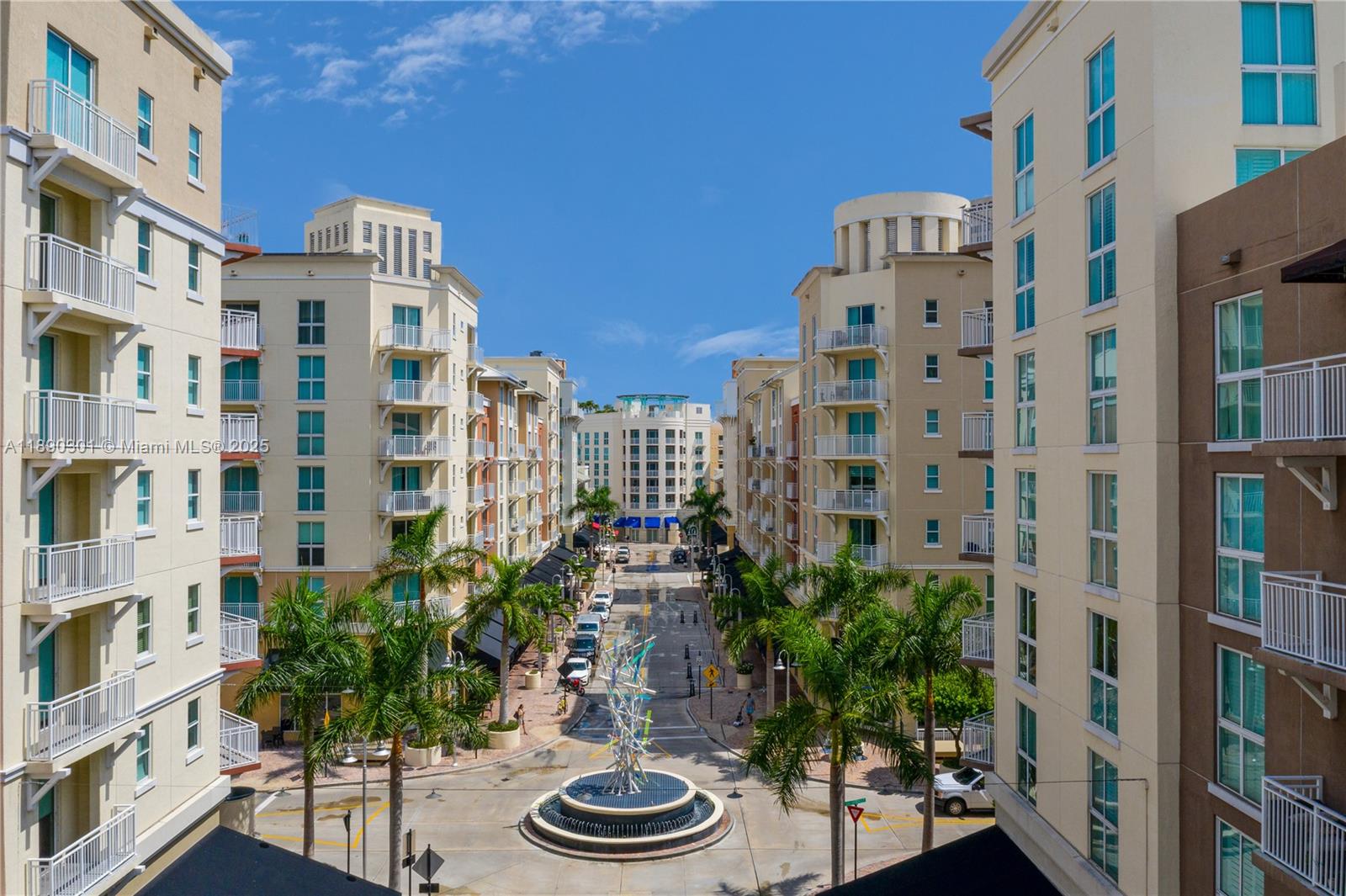 TOSCANO CONDO - Residential